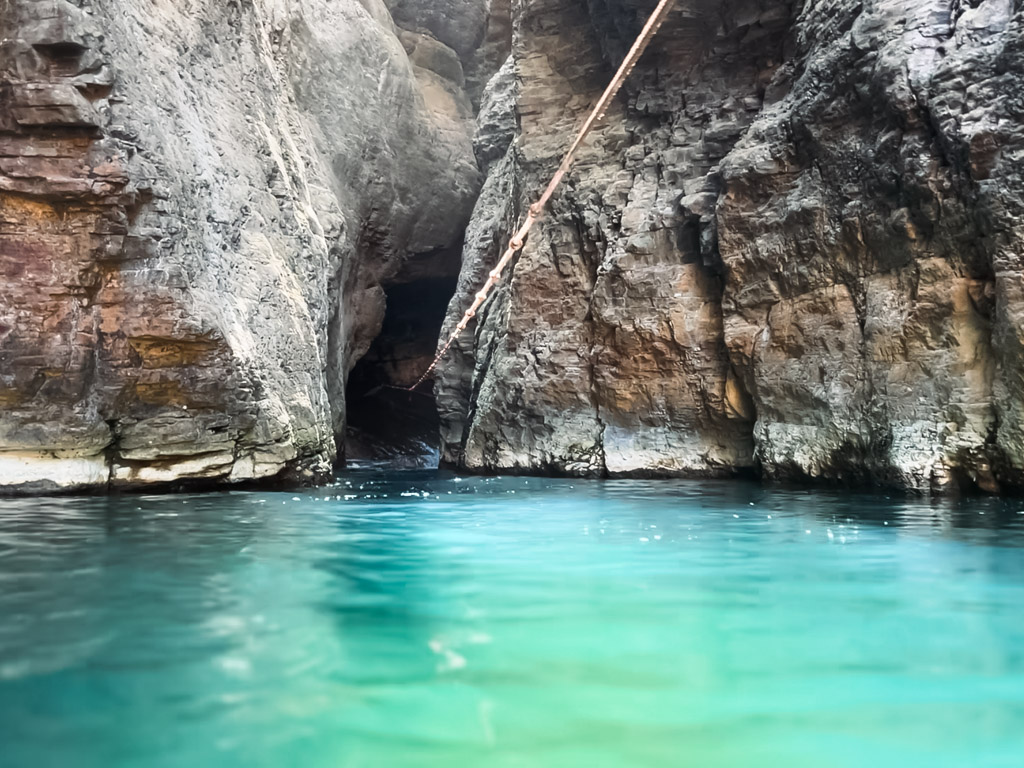 The last passage to swim in, before reaching La Leona waterfall.