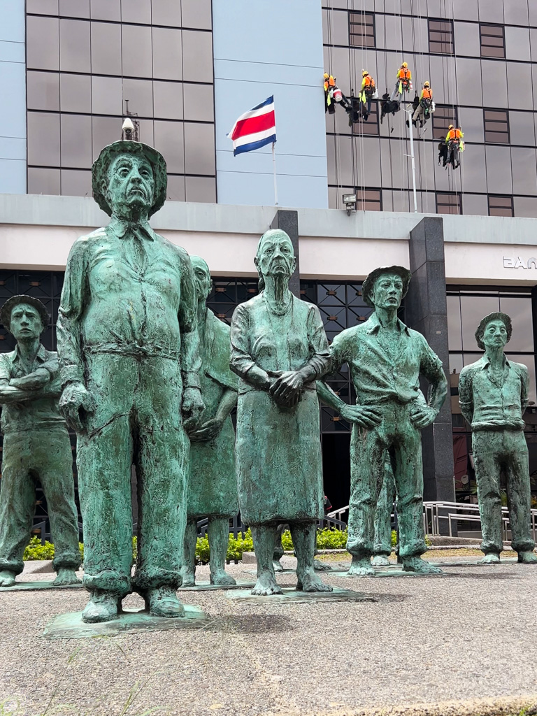 Bronze statues of men and women peasants in front of Banco Central de Costa Rica in San Jose. These art and cultural elements are interesting additions if you plan to spend 2 days in San Jose, Costa Rica.